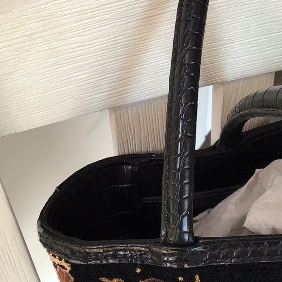 Vintage handbag w/Velcro key holder, Velcro case, pen holders, credit card slots - Picture 5 of 7